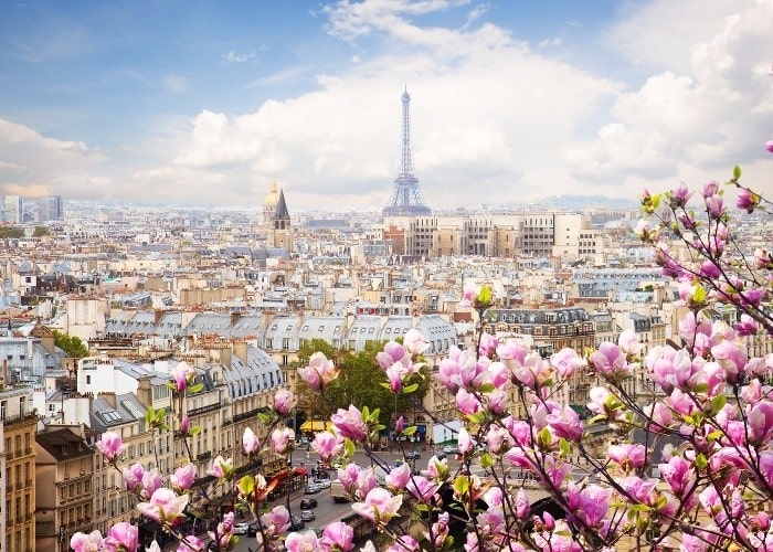 Du lich Chau Aul-eiffel-tower-paris-